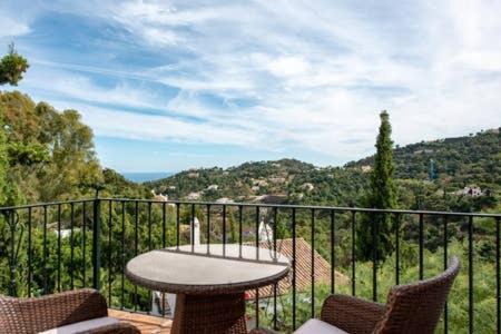 Villa Lampara En La Colina Benahavís Eksteriør billede